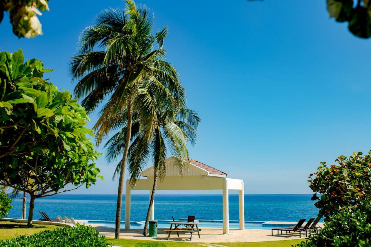 Ferienwohnung Ocho Rios Penthouse At Whispering Seas Exterior foto
